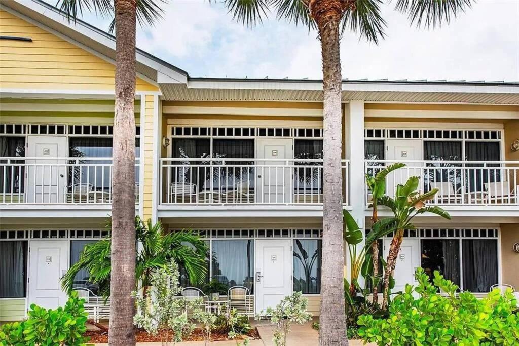 Manatee, Studio202, Beach Steps Away! Pool+Wifi Ruskin Esterno foto